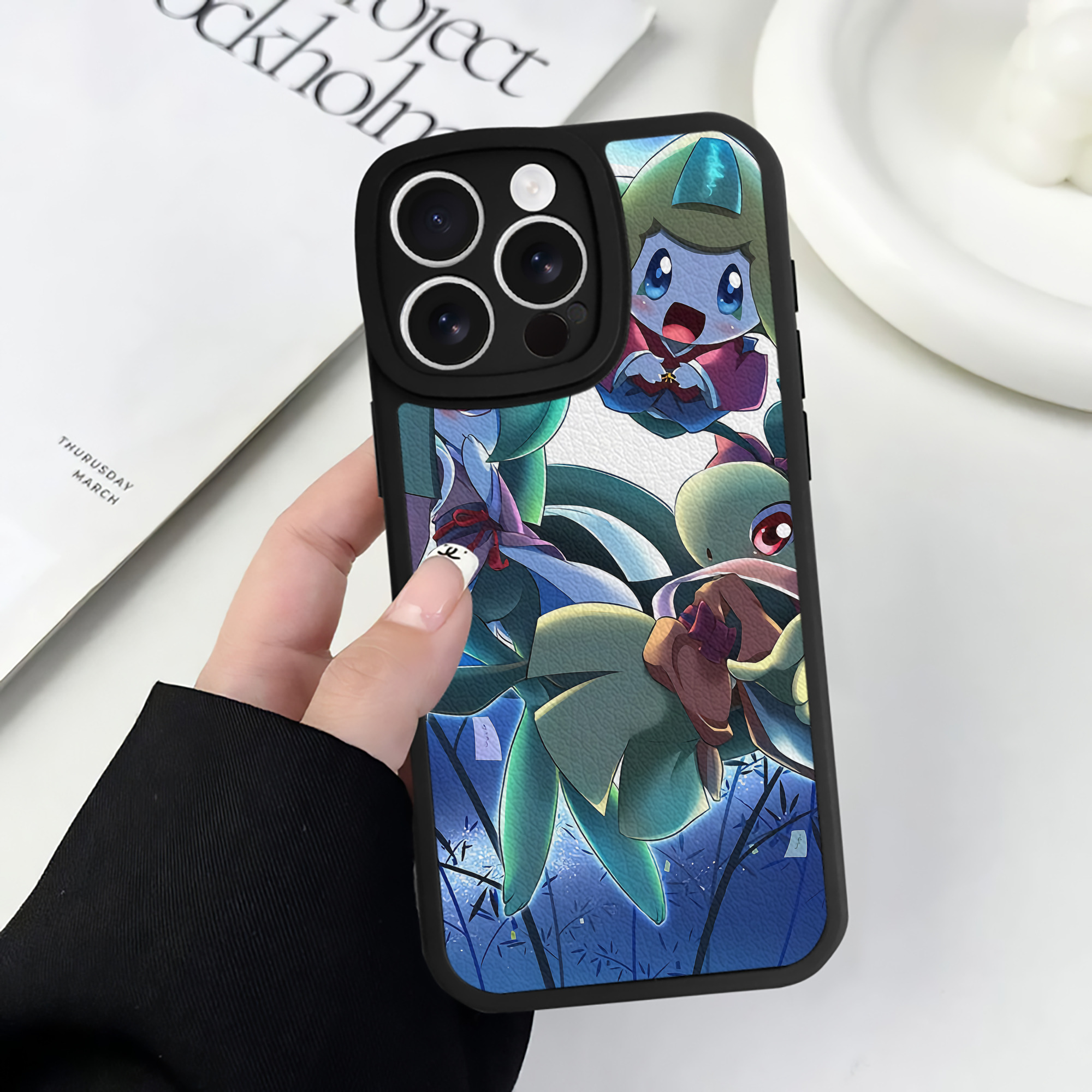 （画像用） ポケットモンスター Pokémon 【iPhone 16シリーズ対応】シリコンスマホケース（レザー調） 材質：シリコン
